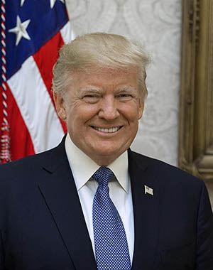 Donald_Trump-FOTO-WIKIPEDIA.jpeg