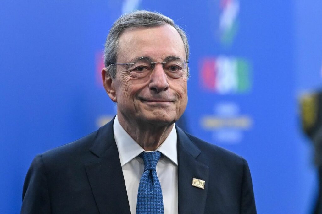 Mario Draghi indica la strada giusta in questo momento così delicato per la difesa dell'Europa