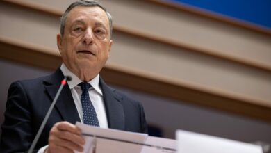 La difesa comune dell'Europa è un passaggio obbligato per utilizzare al meglio le tecnologie che dovranno garantire la nostra sicurezza: così Mario Draghi in Parlamento