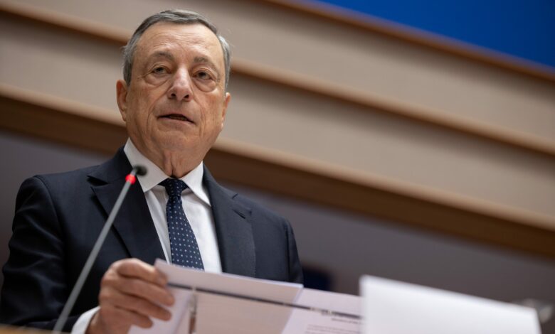 La difesa comune dell'Europa è un passaggio obbligato per utilizzare al meglio le tecnologie che dovranno garantire la nostra sicurezza: così Mario Draghi in Parlamento